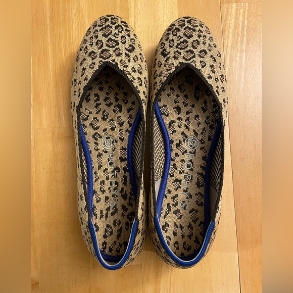 Rothy's Shoes - Rothy’s women’s size 8.5 the round toe leopard ballet flat
